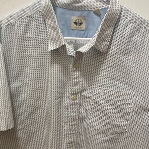 Dockers Men's White Shirt with Navy Micro-Pattern XL